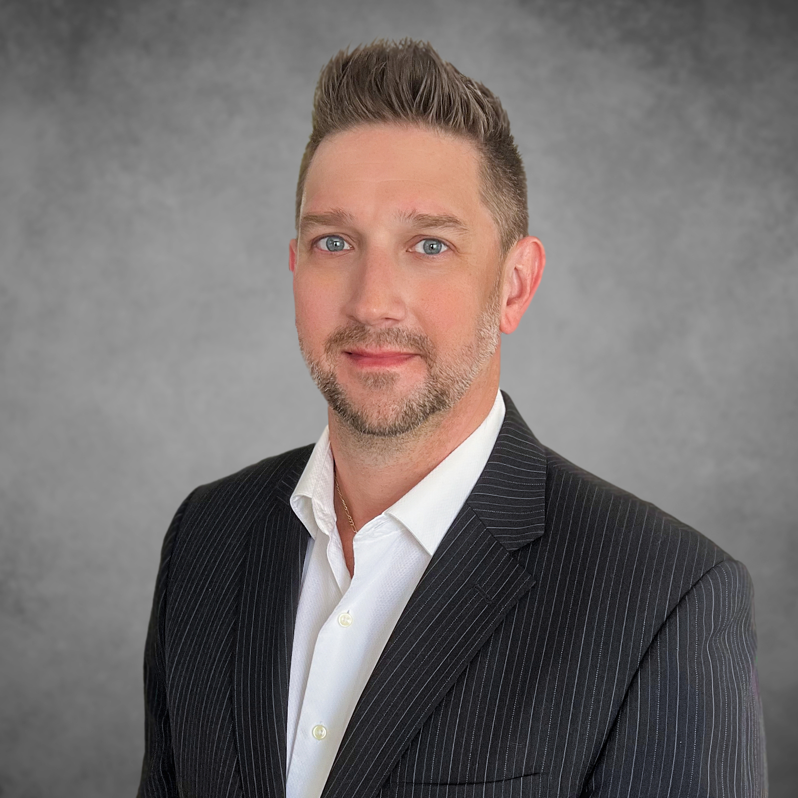 Liam Jones, Abogado, Abogados Limon liam-jones-bio